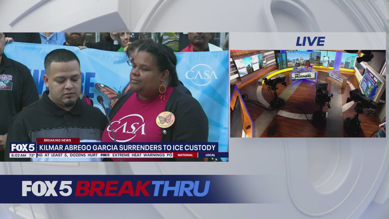 Kilmar Abrego Garcia surrenders to ICE