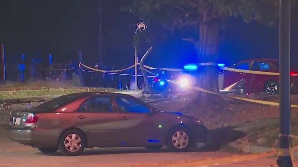 Driver killed in shooting near Atlanta intersection