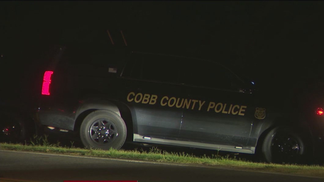 SWAT standoff, shots fired in Cobb County