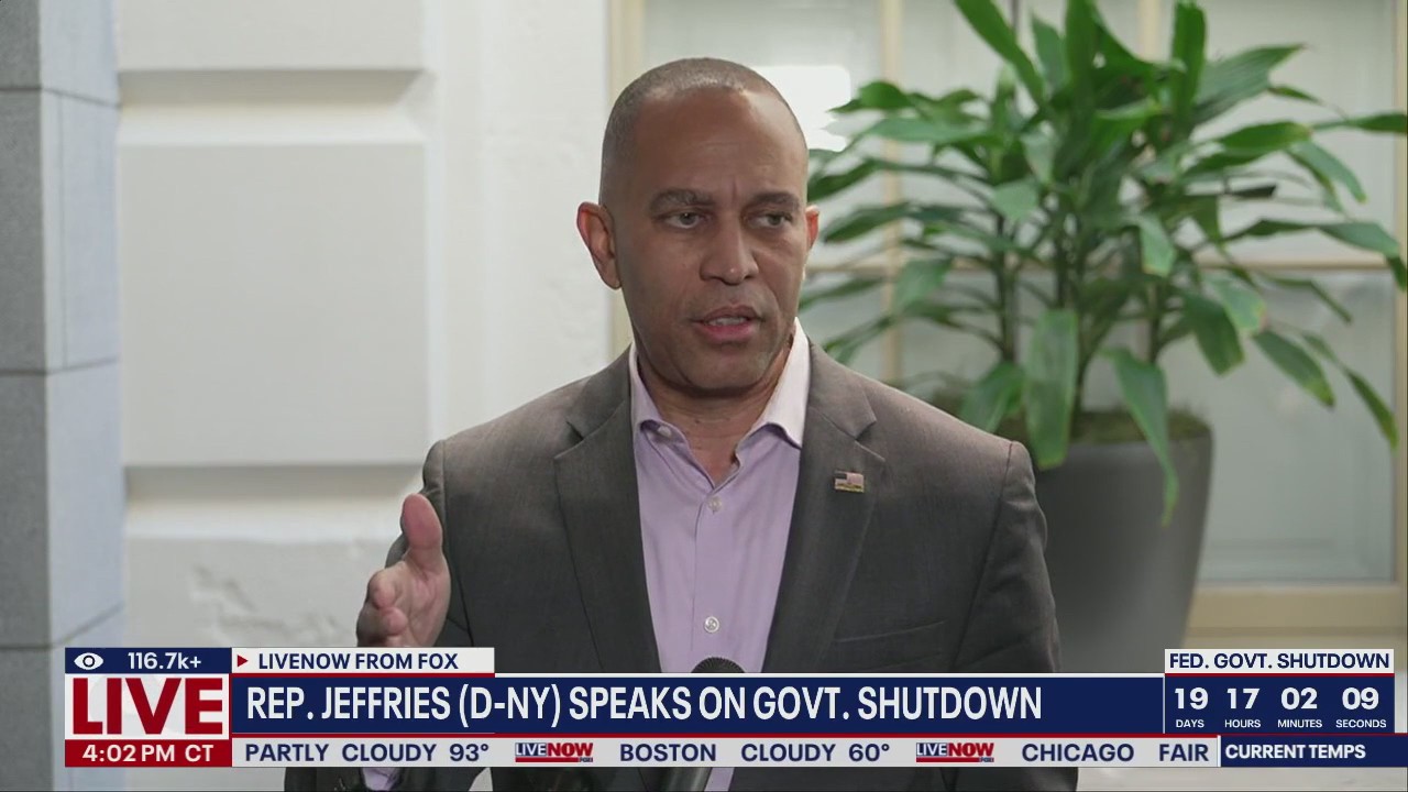 Minority Leader Jeffries speaks as shutdown continues