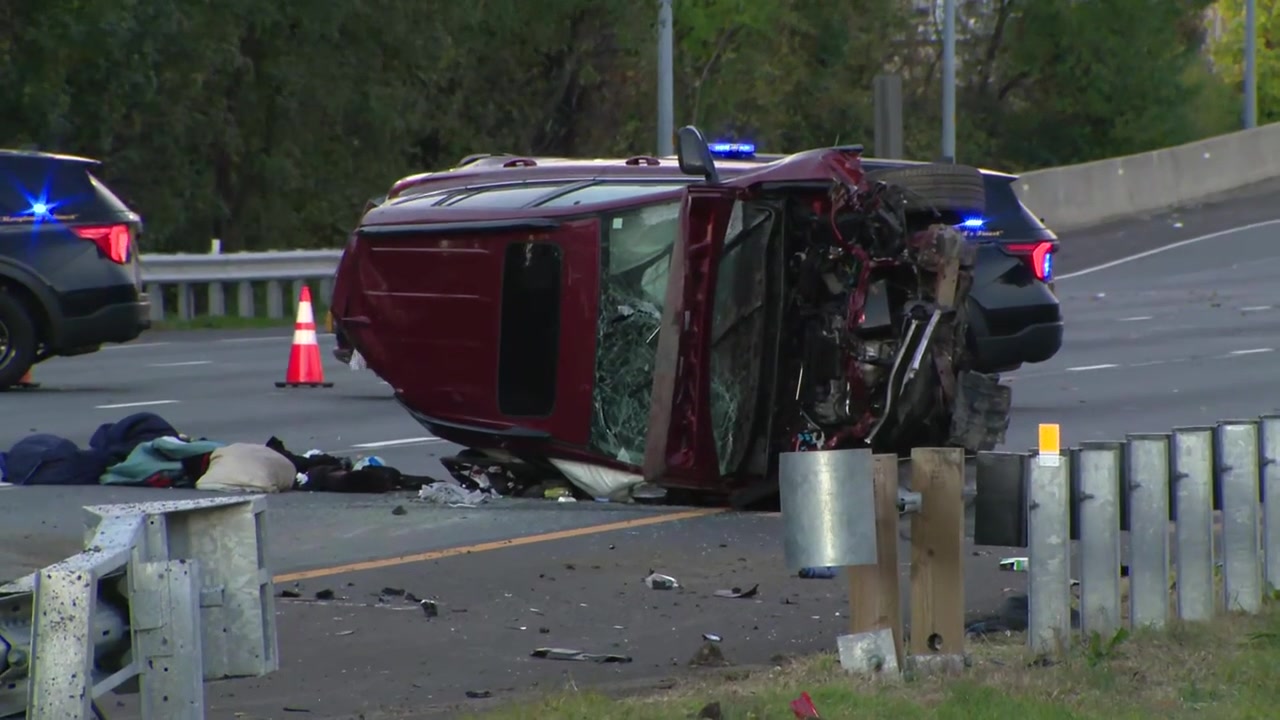 1 dead, 3 injured in rollover crash on I-495