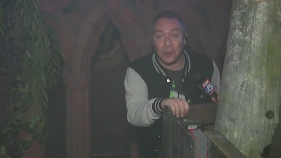 Paul Milliken braves Netherworld Haunted House