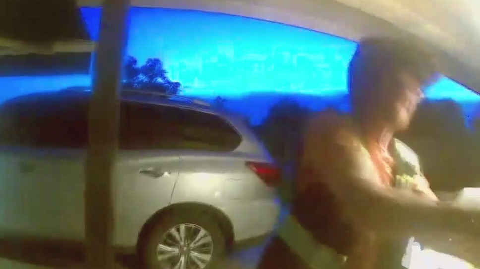 Caught on camera: Man uses hammer to breaking Aldine family's windows