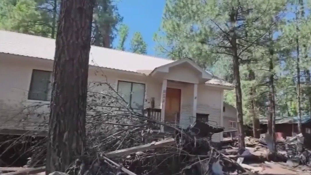 Texas floods: Kerr County clean-up