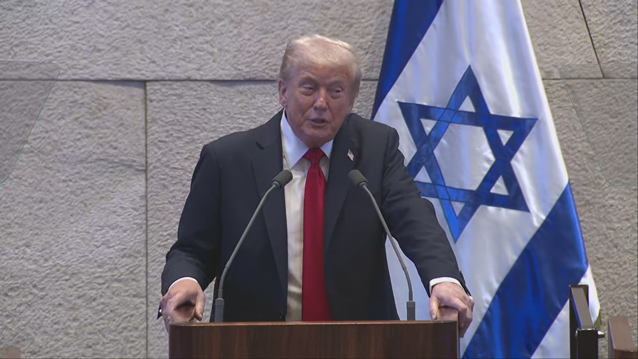 Knesset members escorted out during Pres. Trump's speech
