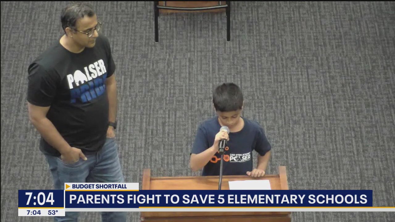 Parents and students fight to save elementary schools