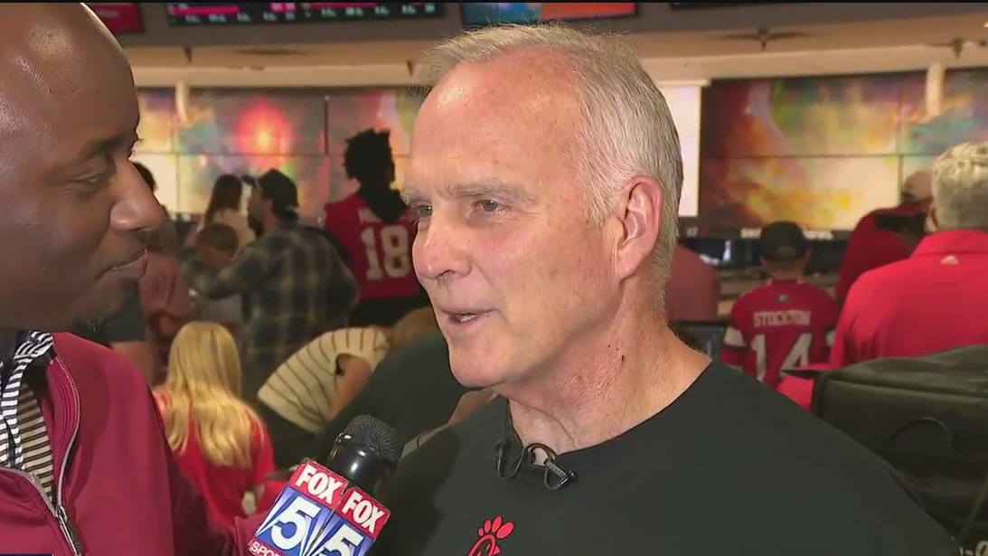 Former UGA coach Mark Richt holds Dawg Bowl event