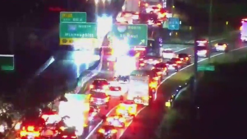 Major backup on I-35W after crash in Burnsville